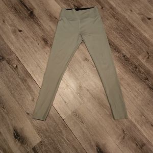 VS PINK OLIVE GREEN ACTIVE LEGGINGS SIZE SMALL